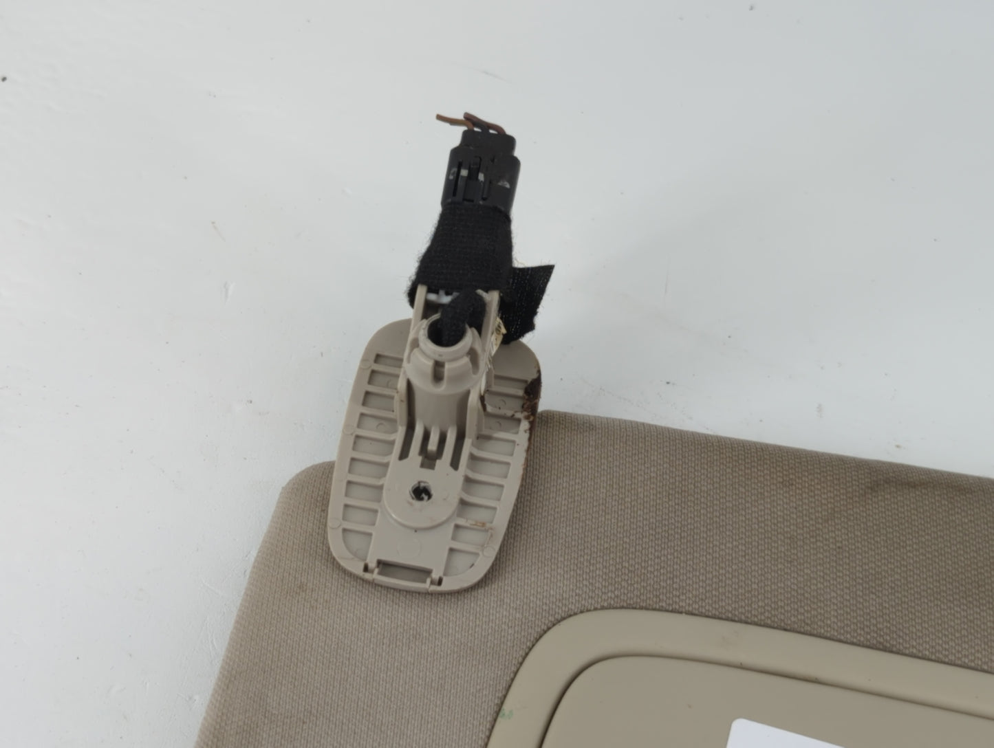 2014-2018 Jeep Cherokee Sun Visor Shade Replacement Driver Left Mirror Fits Fits 2014 2015 2016 2017 2018 OEM Used Auto Part