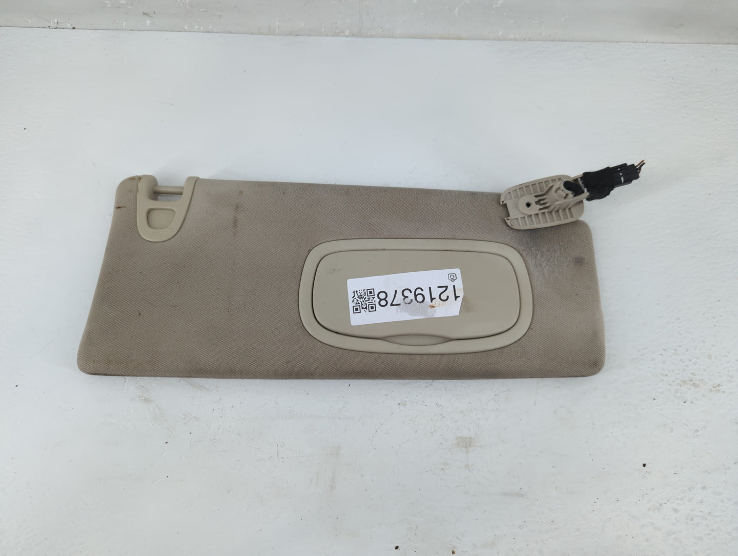 2014-2018 Jeep Cherokee Sun Visor Shade Replacement Passenger Right Mirror Fits Fits 2014 2015 2016 2017 2018 OEM Used Auto 