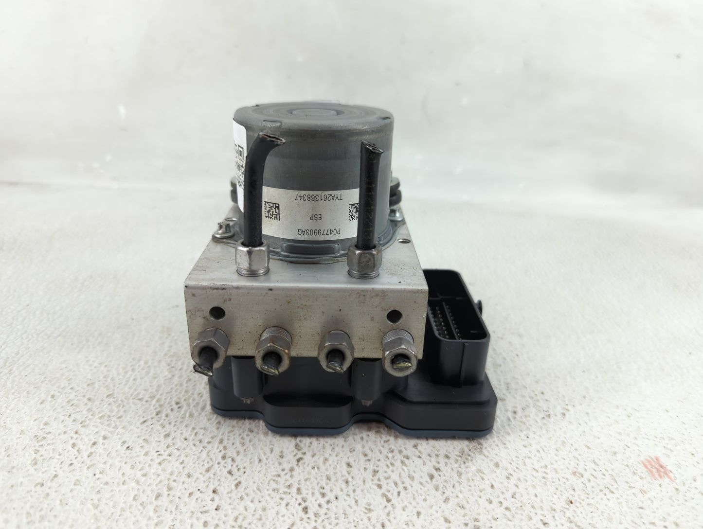 2014 Jeep Cherokee ABS Pump Control Module Replacement P/N:P04779903AG Fits OEM Used Auto Parts - Oemusedautoparts1.com