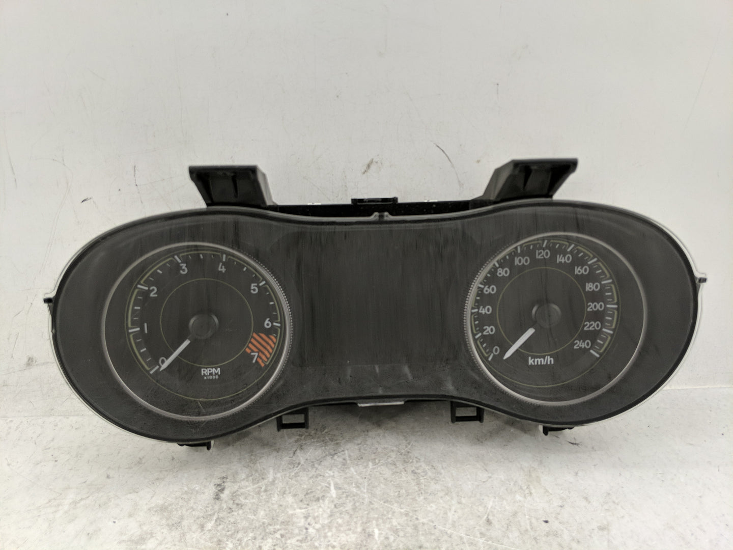 2014 Jeep Cherokee Instrument Cluster Speedometer Gauges Fits OEM Used Auto Parts - Oemusedautoparts1.com