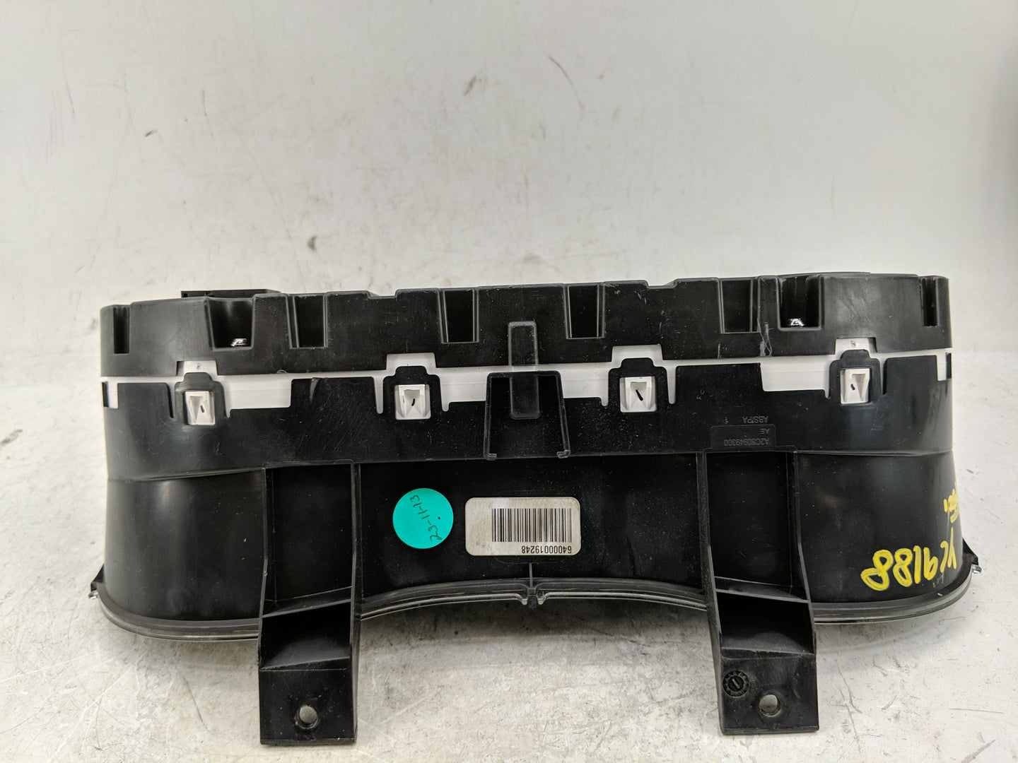 2014 Jeep Cherokee Instrument Cluster Speedometer Gauges Fits OEM Used Auto Parts - Oemusedautoparts1.com