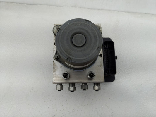 2014 Jeep Cherokee ABS Pump Control Module Replacement P/N:P04779899AI Fits OEM Used Auto Parts