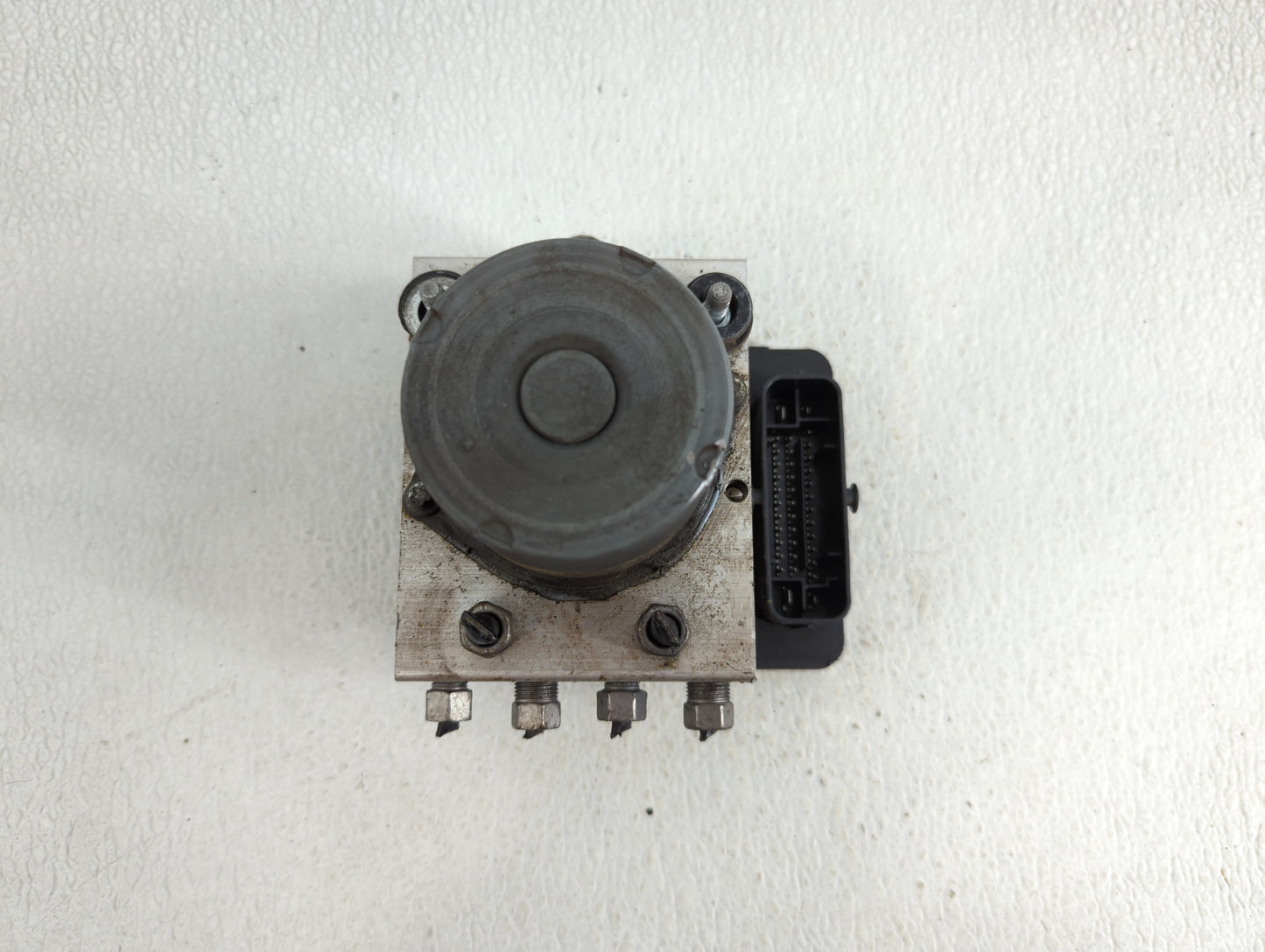 2014 Jeep Cherokee ABS Pump Control Module Replacement Fits OEM Used Auto Parts - Oemusedautoparts1.com