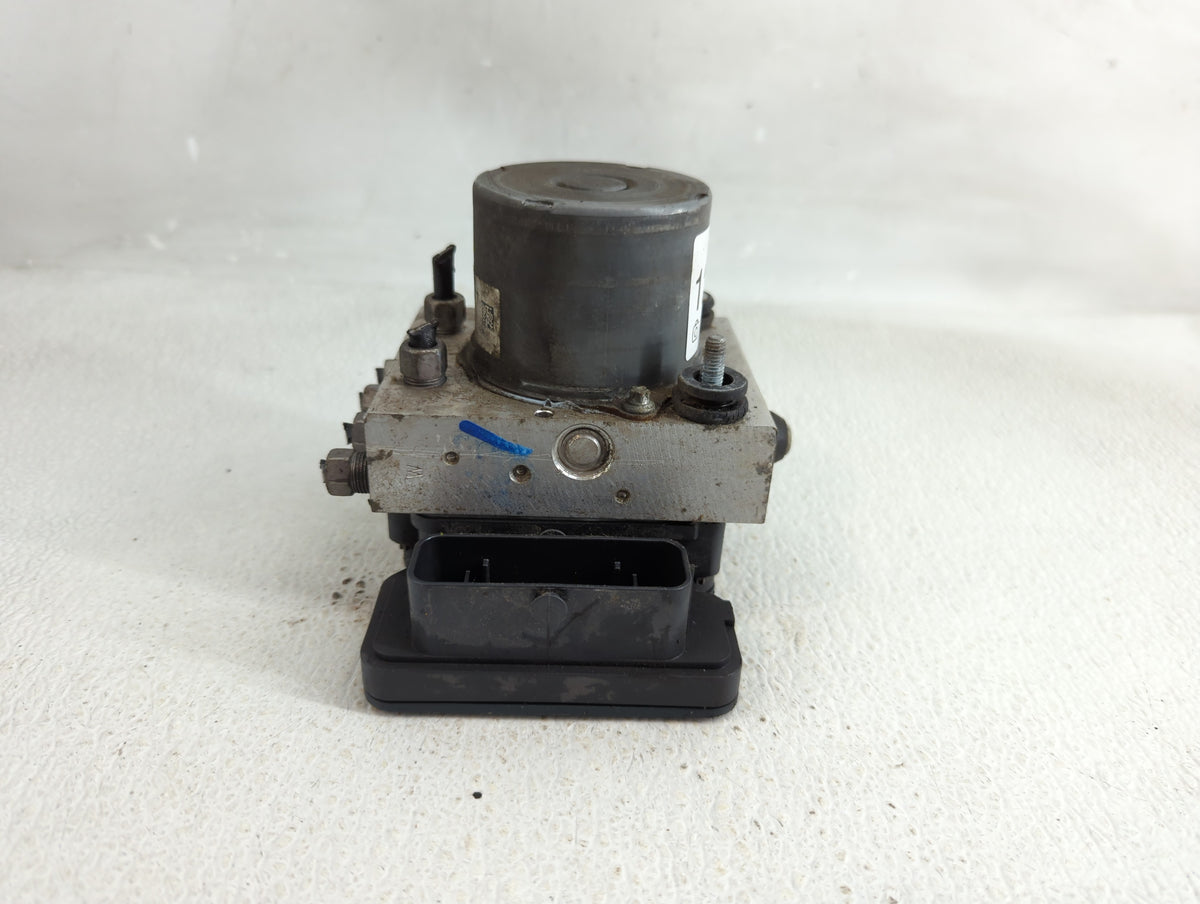 2014 Jeep Cherokee Anti-Lock Brake ABS Pump Module Actuator OEM Fits OEM Used Auto Parts - Oemusedautoparts1.com