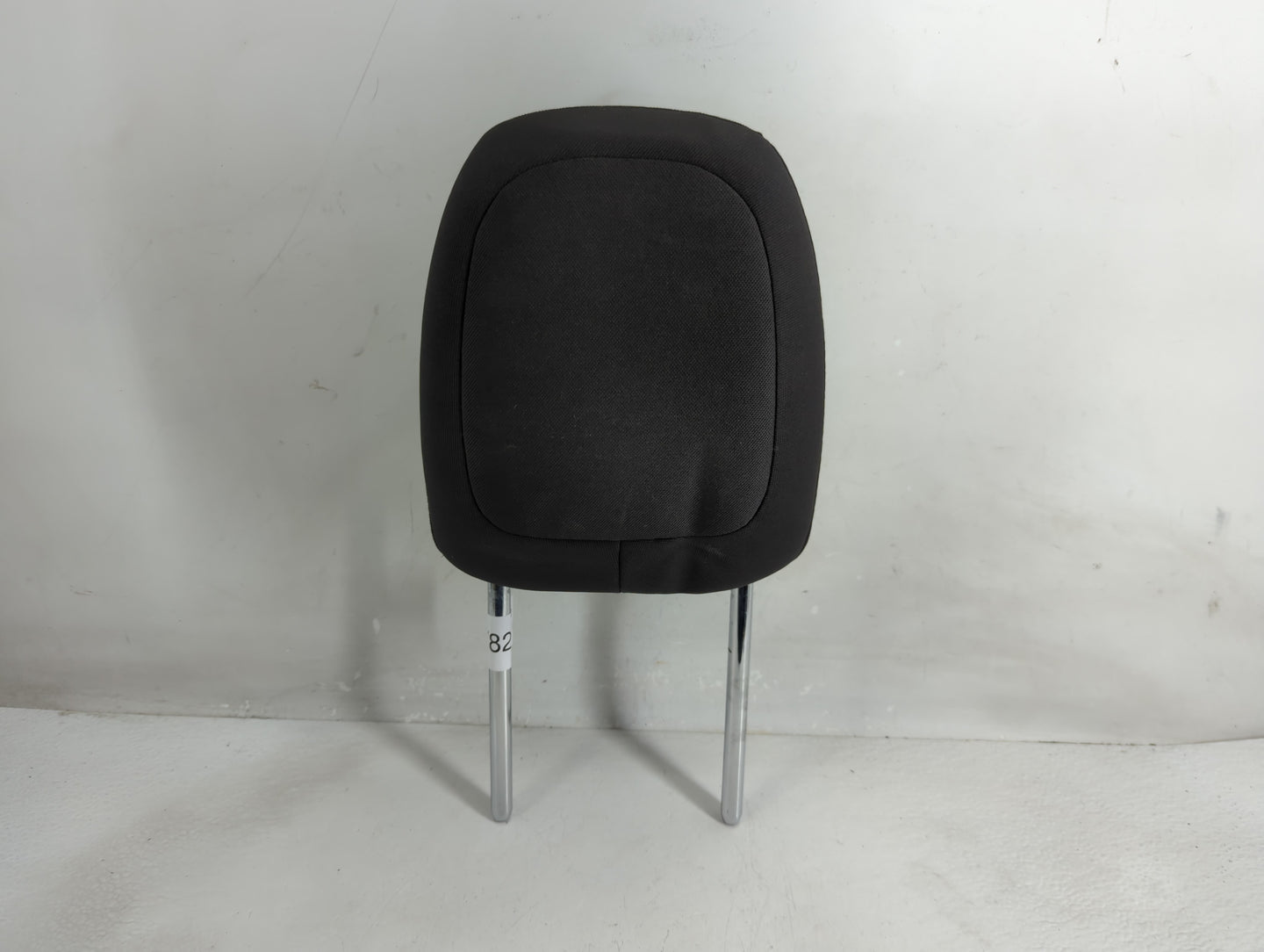 2014 Jeep Cherokee Headrest Head Rest Rear Seat Fits OEM Used Auto Parts - Oemusedautoparts1.com