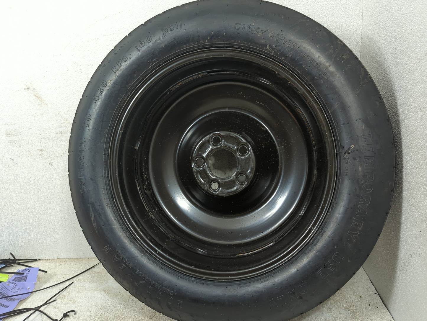 2014-2022 Jeep Cherokee Spare Donut Tire Wheel Rim Oem 1264325 - Oemusedautoparts1.com