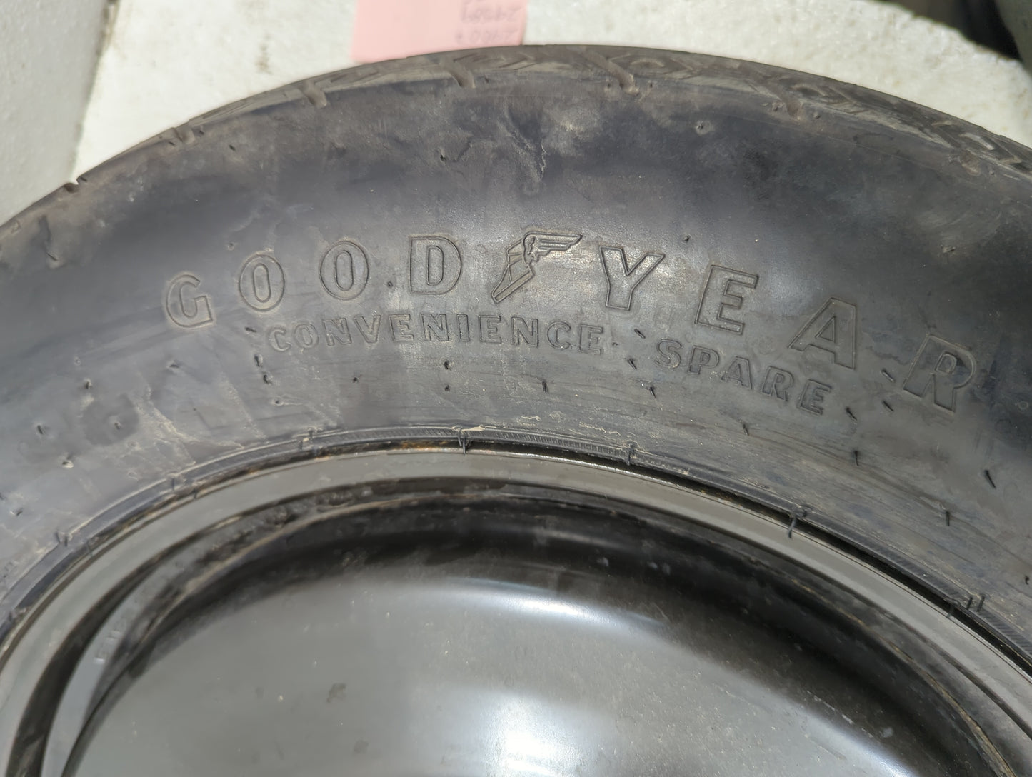 2014-2022 Jeep Cherokee Spare Donut Tire Wheel Rim Oem 1264325 - Oemusedautoparts1.com