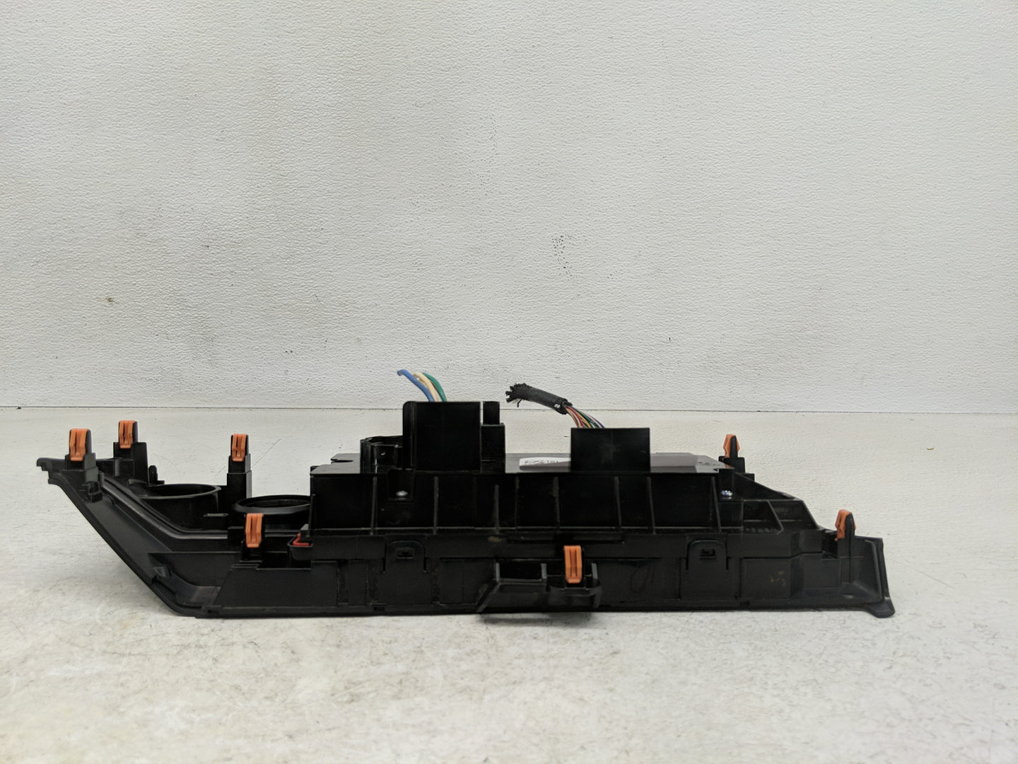 2014 Jeep Cherokee Climate Control Module Temperature AC/Heater Replacement P/N:75H595 Fits OEM Used Auto Parts - Oemusedaut