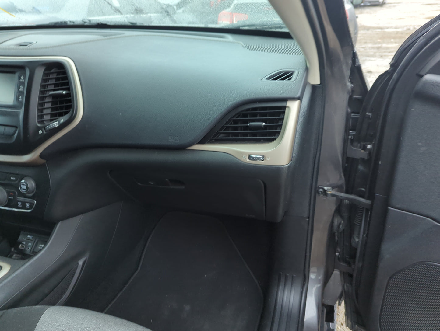 2014 Jeep Cherokee Passenger Glove Box Door Storage Compartment - Oemusedautoparts1.com