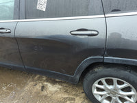 2014-2022 Jeep Cherokee Driver Rear Door Oem 1299023 - Oemusedautoparts1.com