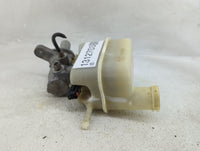 2014-2018 Jeep Cherokee Brake Master Cylinder - Oemusedautoparts1.com