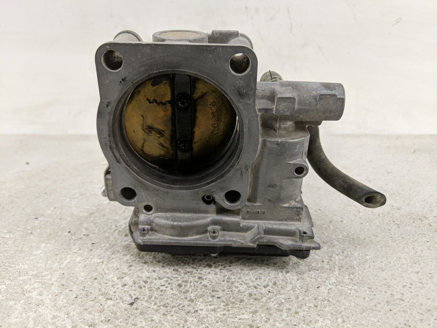2014-2019 Jeep Cherokee Throttle Body Fits Fits 2014 2015 2016 2017 2018 2019 2020 2021 2022 OEM Used Auto Parts - Oemusedau