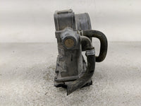 2014-2019 Jeep Cherokee Throttle Body Fits Fits 2014 2015 2016 2017 2018 2019 2020 2021 2022 OEM Used Auto Parts - Oemusedau