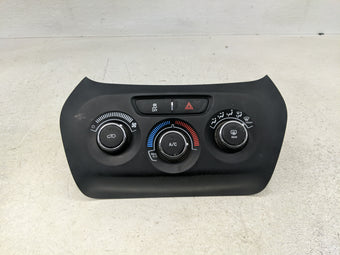 compare product 2014 Jeep Cherokee Climate Control Module Temperature AC/Heater Replacement P/N:P1UV93DX9AE Fits OEM Used Auto Parts
