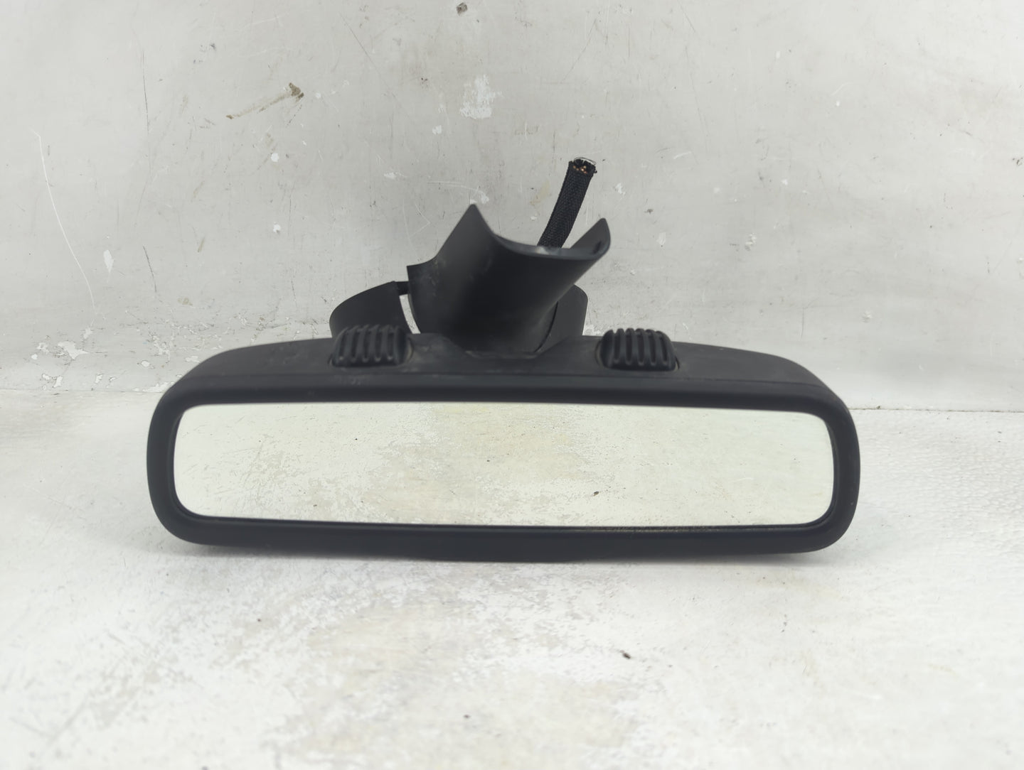 2014-2017 Jeep Cherokee Interior Rear View Mirror Replacement OEM Fits Fits 2014 2015 2016 2017 OEM Used Auto Parts - Oemuse