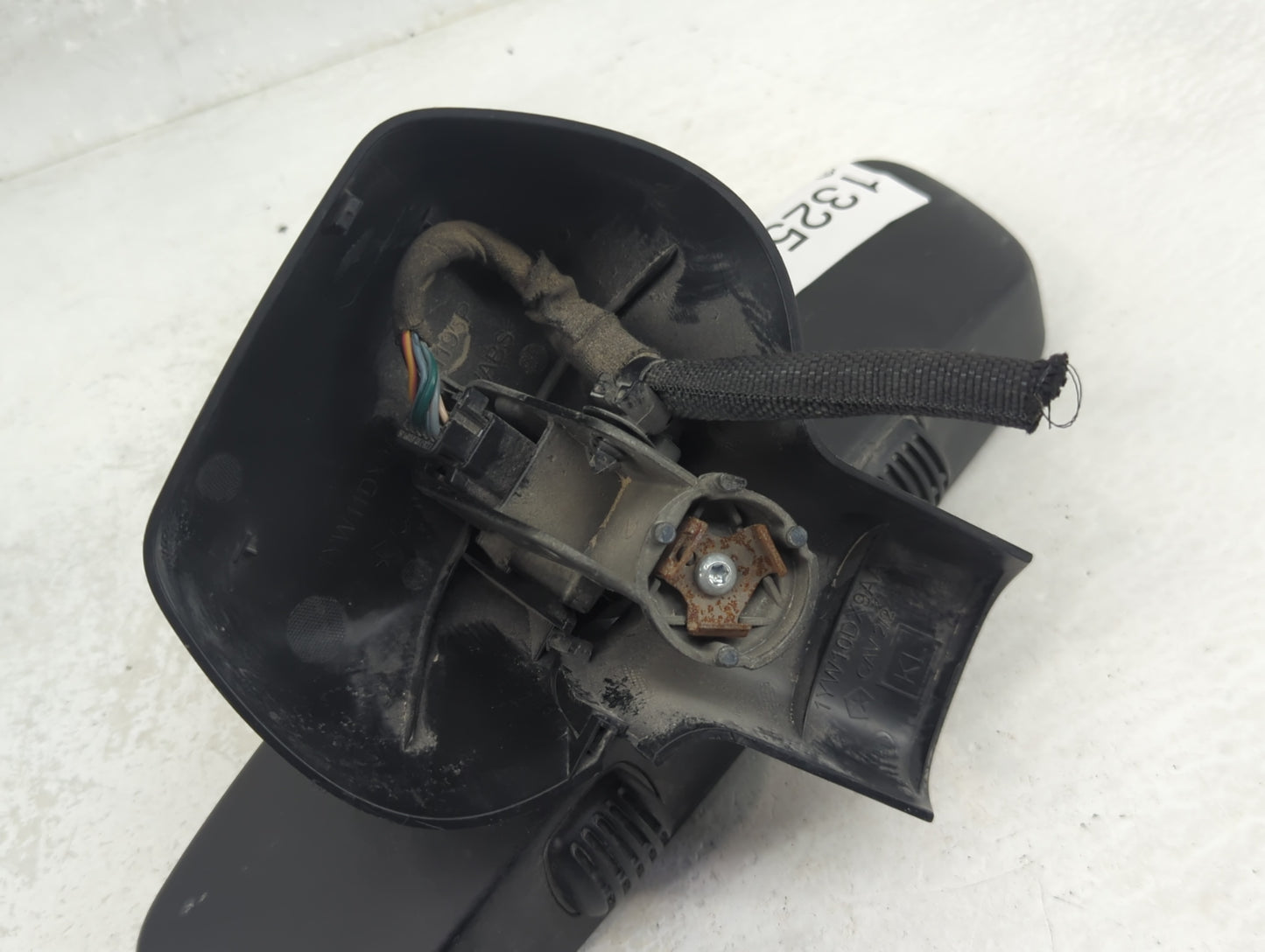 2014-2017 Jeep Cherokee Interior Rear View Mirror Replacement OEM Fits Fits 2014 2015 2016 2017 OEM Used Auto Parts - Oemuse