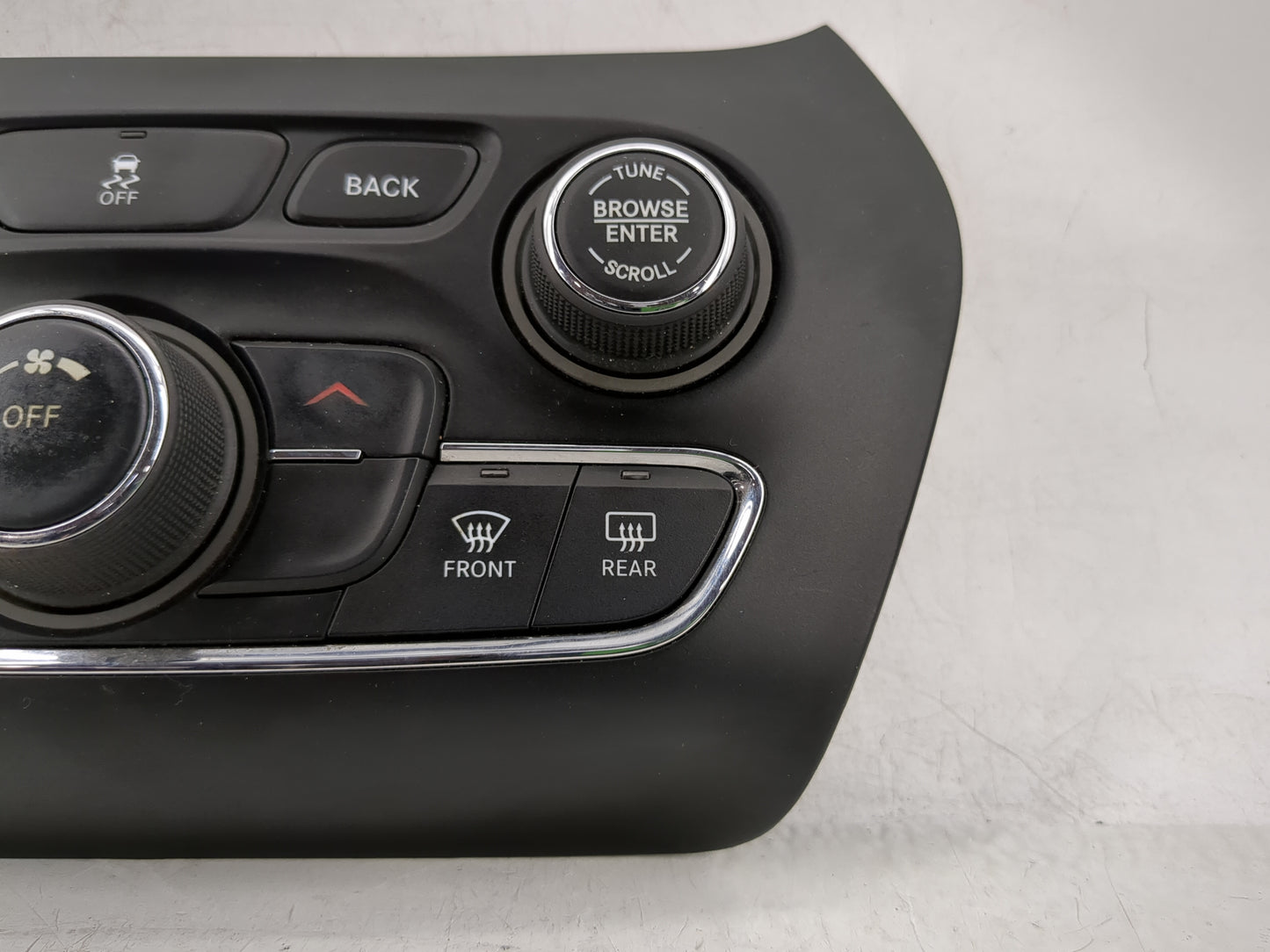 2014 Jeep Cherokee Climate Control Module Temperature AC/Heater Replacement P/N:05091432AG Fits OEM Used Auto Parts - Oemuse