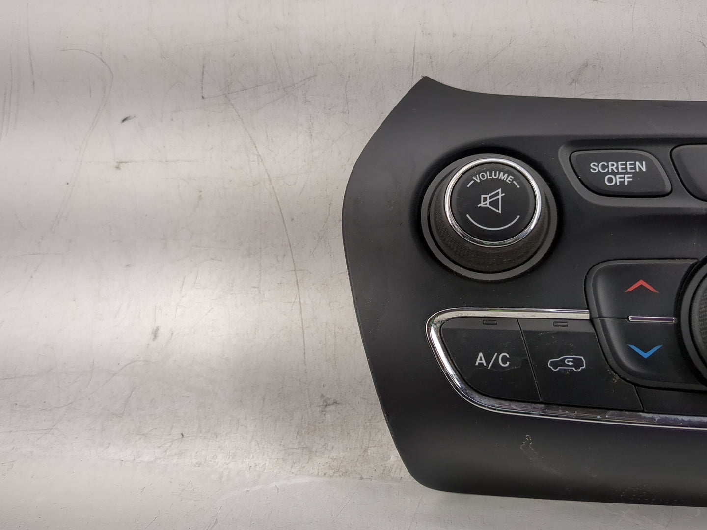 2014 Jeep Cherokee Climate Control Module Temperature AC/Heater Replacement P/N:05091436AG Fits OEM Used Auto Parts - Oemuse