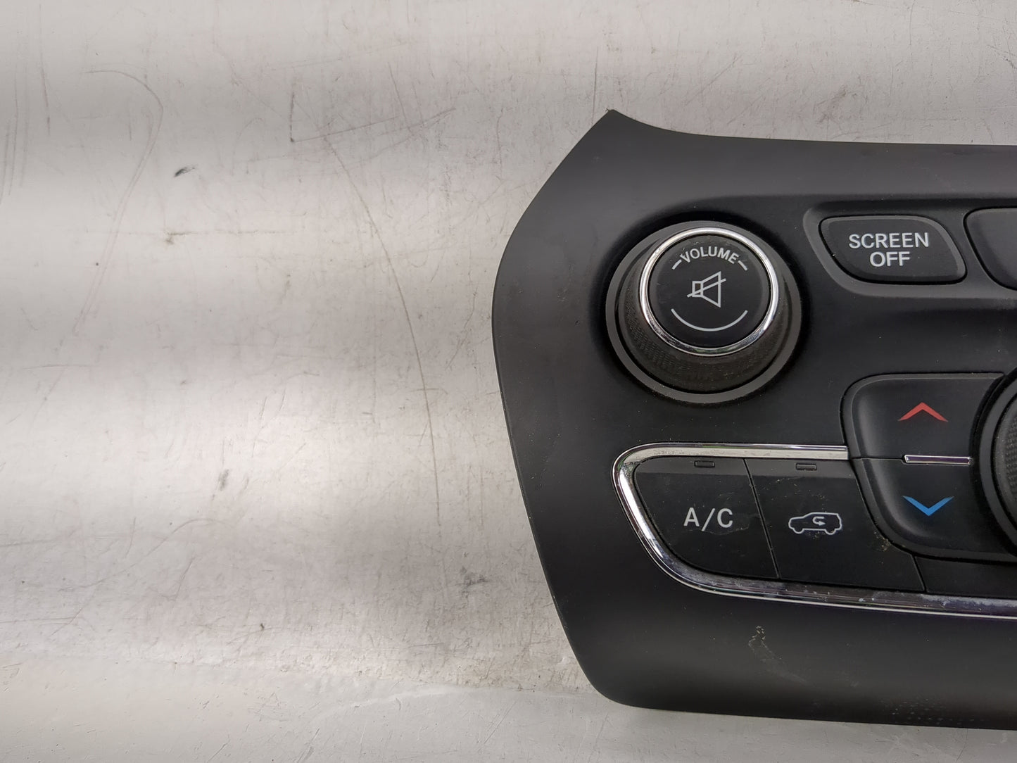 2014 Jeep Cherokee Climate Control Module Temperature AC/Heater Replacement P/N:05091436AG Fits OEM Used Auto Parts - Oemuse