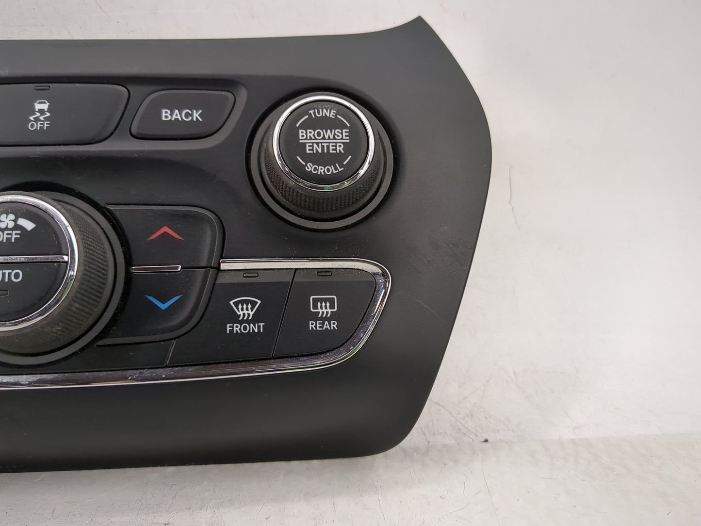 2014 Jeep Cherokee Climate Control Module Temperature AC/Heater Replacement P/N:05091436AG Fits OEM Used Auto Parts - Oemuse
