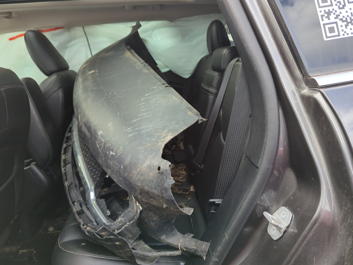 2014 Jeep Cherokee Rear Seat Oem 1402183 - Oemusedautoparts1.com