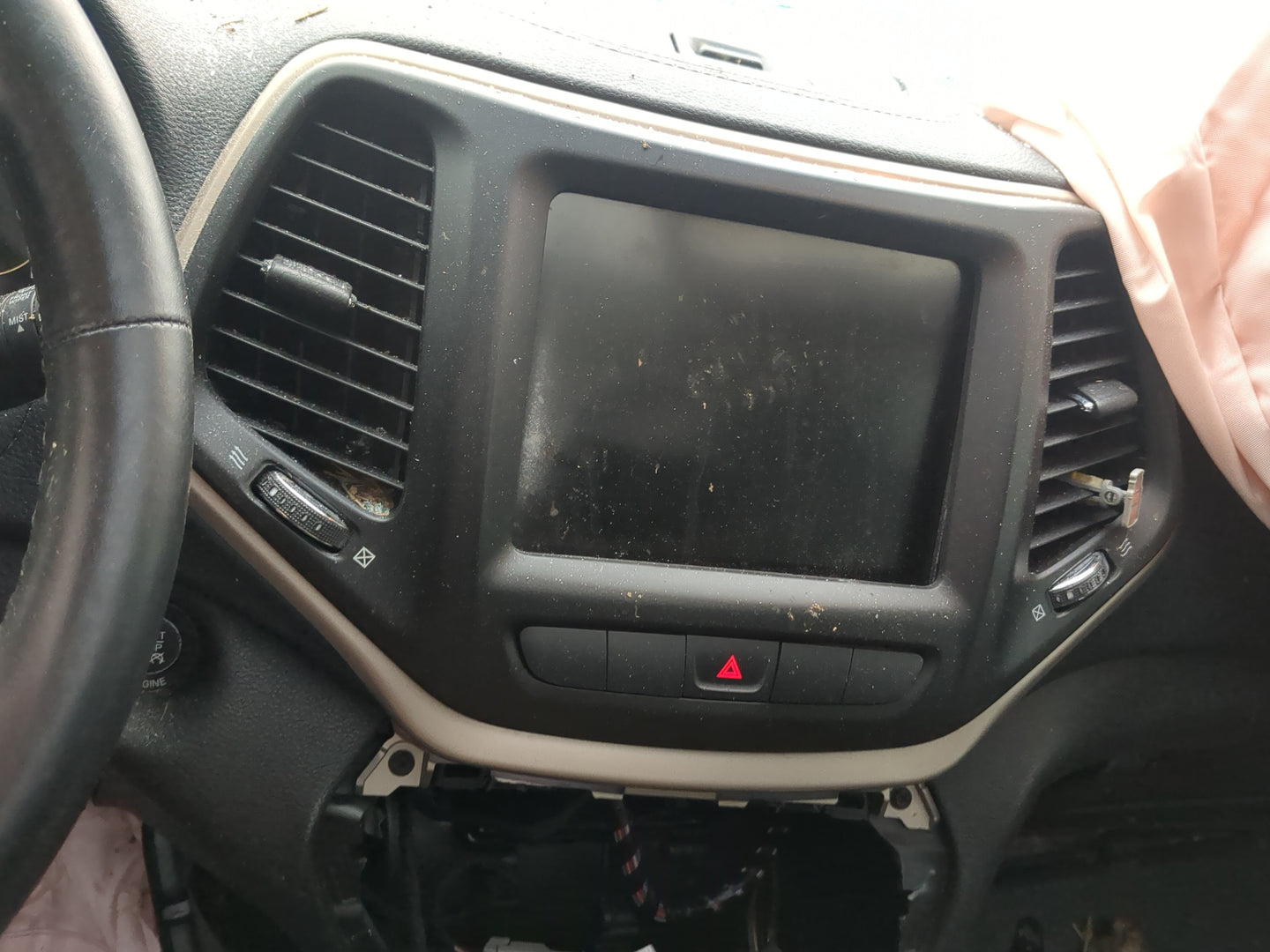 2014 Jeep Cherokee Radio AM FM Cd Player Receiver Replacement Fits OEM Used Auto Parts - Oemusedautoparts1.com