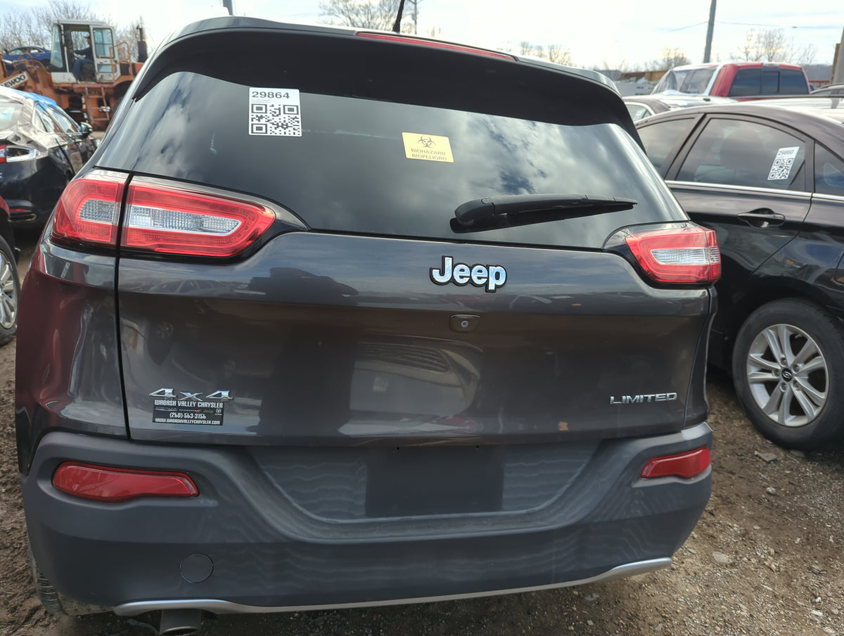 2014-2018 Jeep Cherokee Trunk/decklid/hatch/tailgate Oem 1402210 - Oemusedautoparts1.com