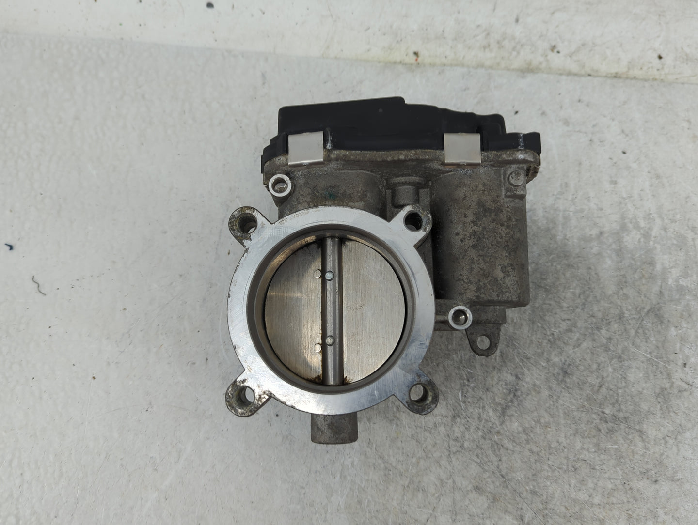 2014-2019 Jeep Cherokee Throttle Body P/N:04891970AB Fits Fits 2014 2015 2016 2017 2018 2019 2020 2021 2022 OEM Used Auto Pa