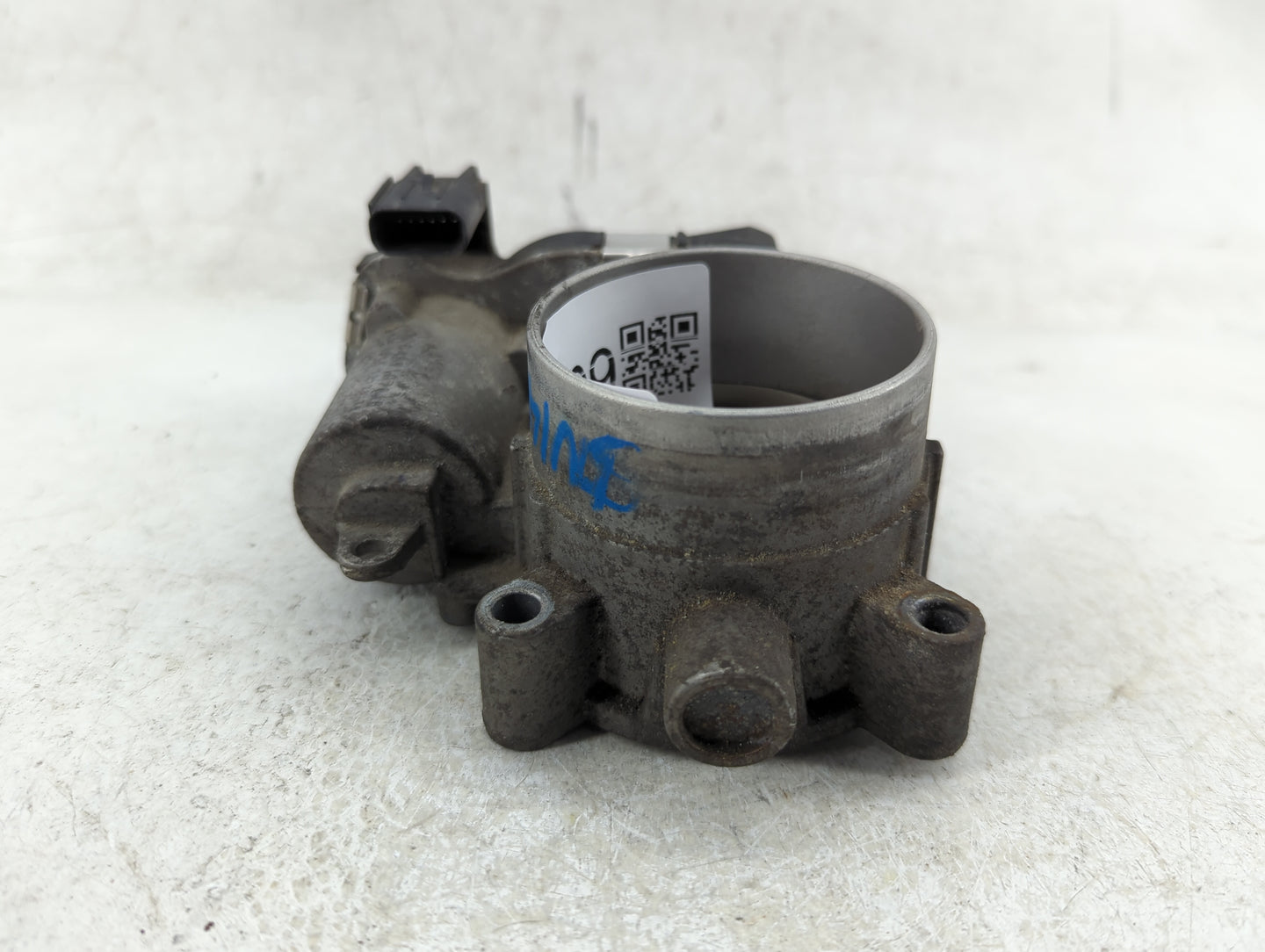 2014-2019 Jeep Cherokee Throttle Body P/N:04891970AB Fits Fits 2014 2015 2016 2017 2018 2019 2020 2021 2022 OEM Used Auto Pa