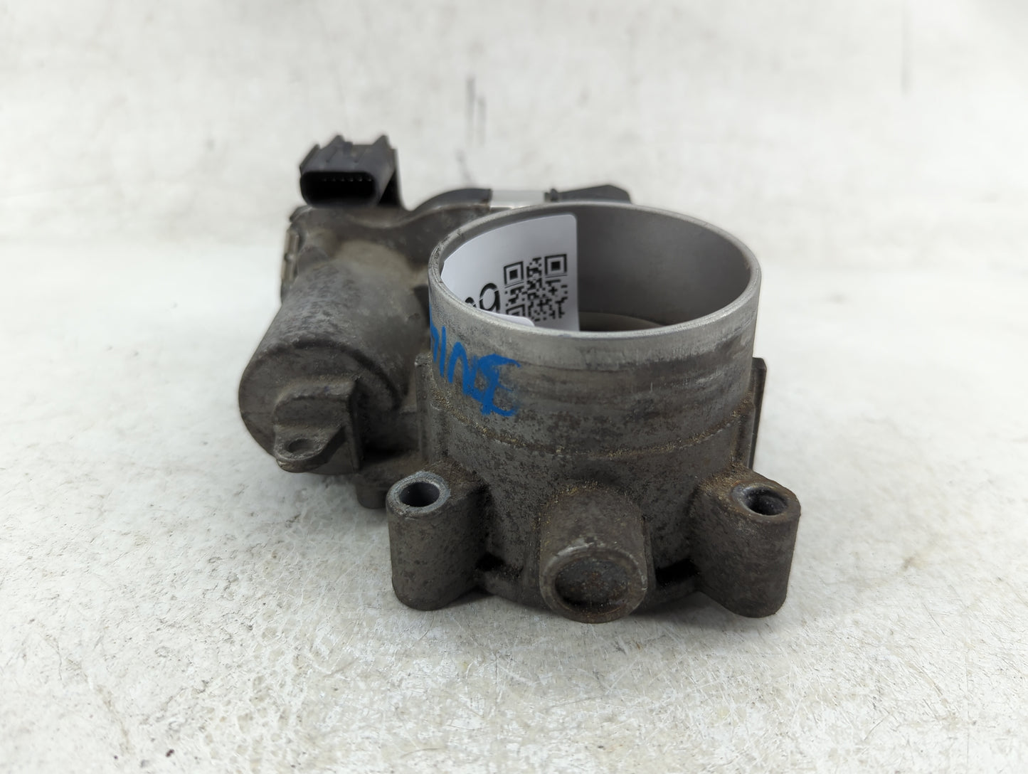 2014-2019 Jeep Cherokee Throttle Body P/N:04891970AB Fits Fits 2014 2015 2016 2017 2018 2019 2020 2021 2022 OEM Used Auto Pa