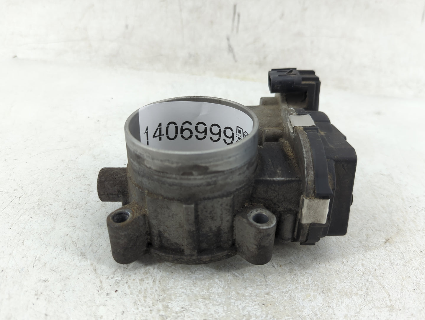 2014-2019 Jeep Cherokee Throttle Body P/N:04891970AB Fits Fits 2014 2015 2016 2017 2018 2019 2020 2021 2022 OEM Used Auto Pa