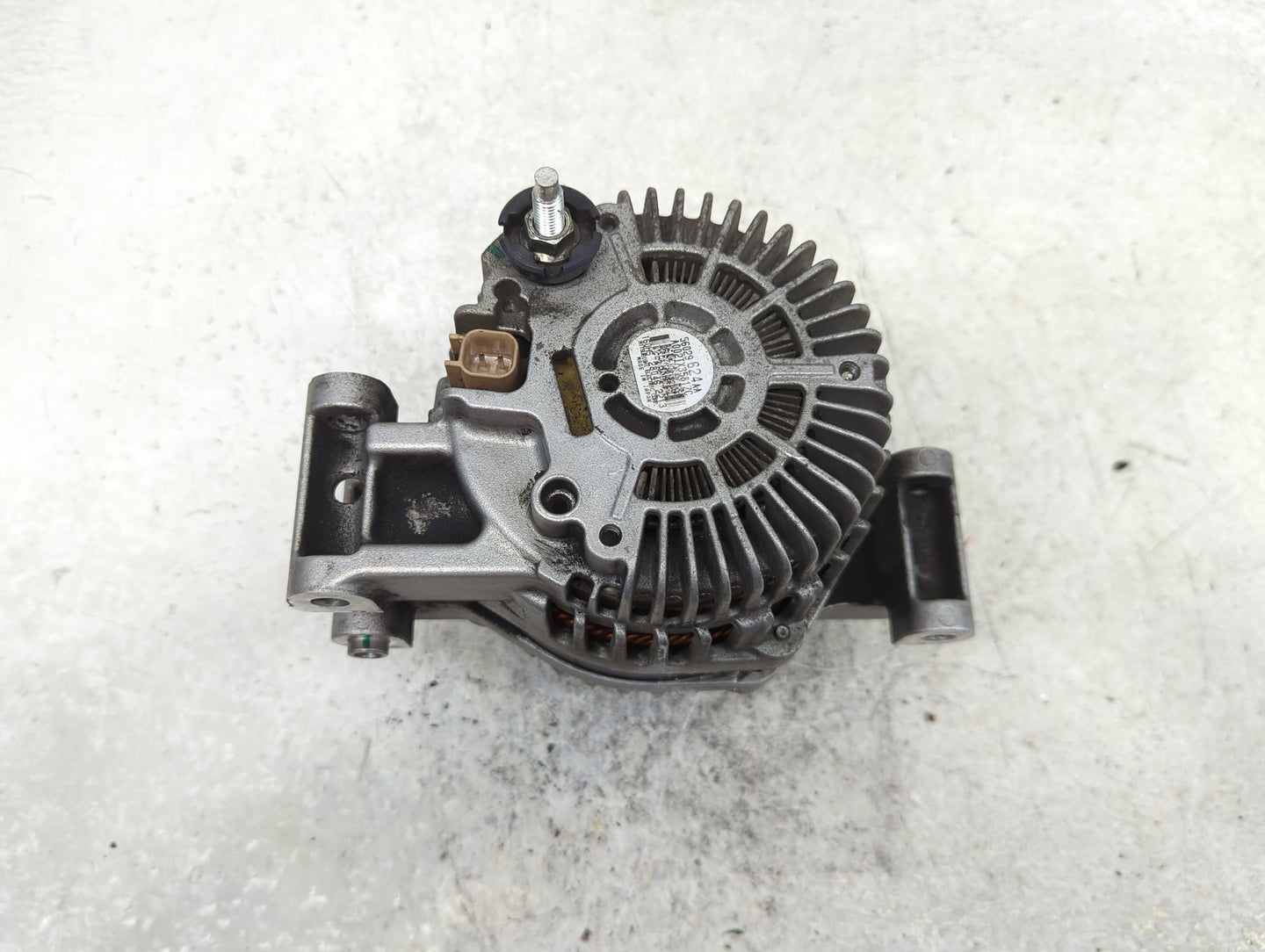 2014-2018 Jeep Cherokee Alternator Replacement Generator Charging Assembly Engine OEM P/N:56029 624AA Fits OEM Used Auto Par