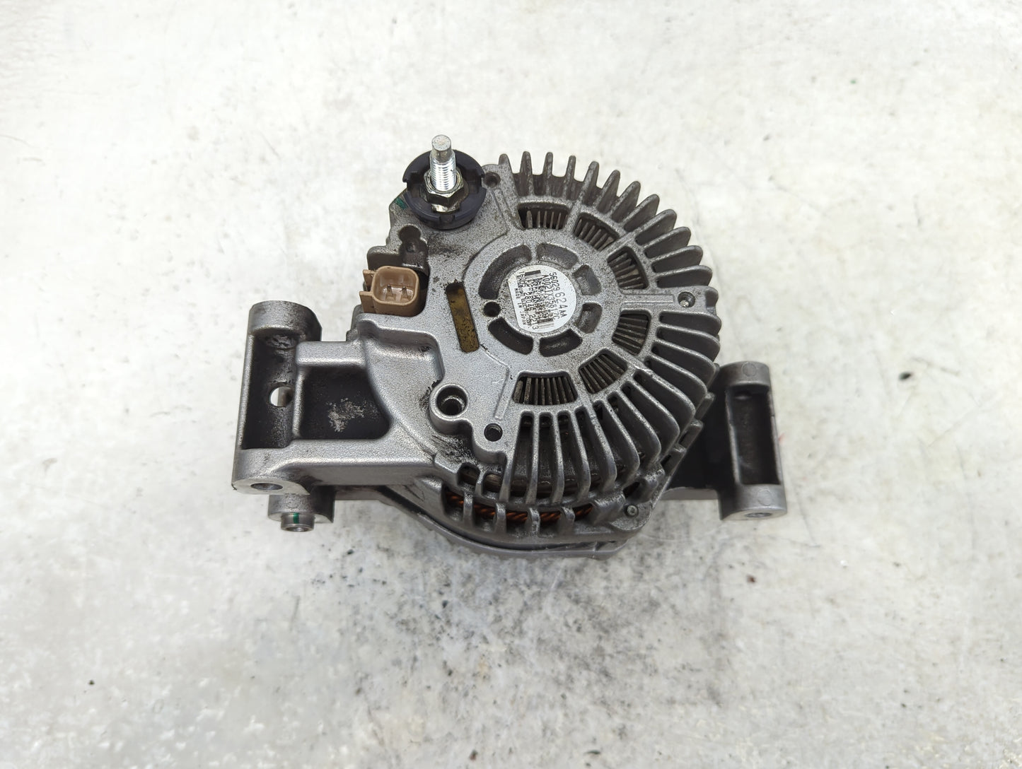 2014-2018 Jeep Cherokee Alternator Replacement Generator Charging Assembly Engine OEM P/N:56029 624AA Fits OEM Used Auto Par