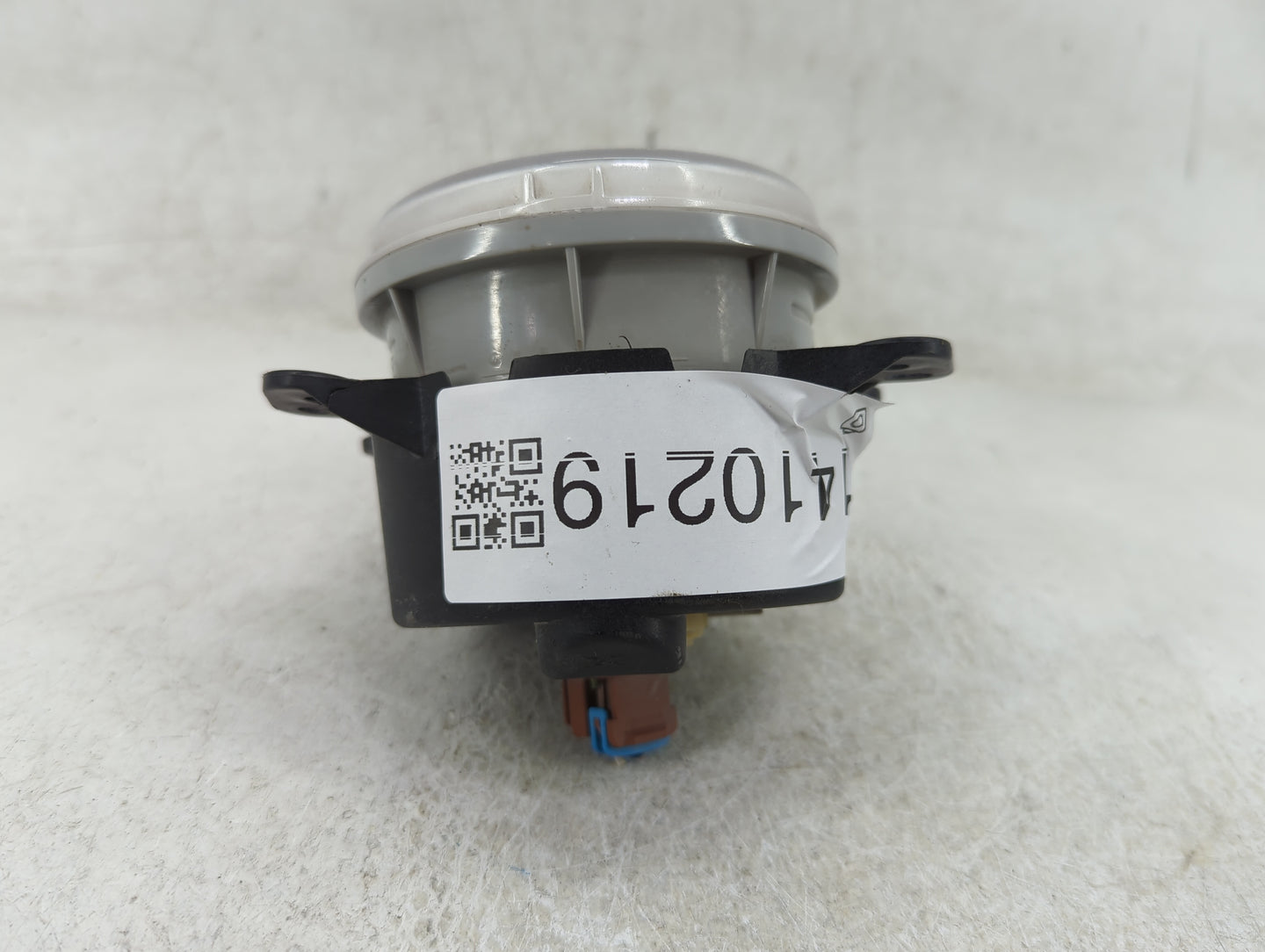 2014-2018 Jeep Cherokee Passenger Right Oem Front Light Lamp - Oemusedautoparts1.com