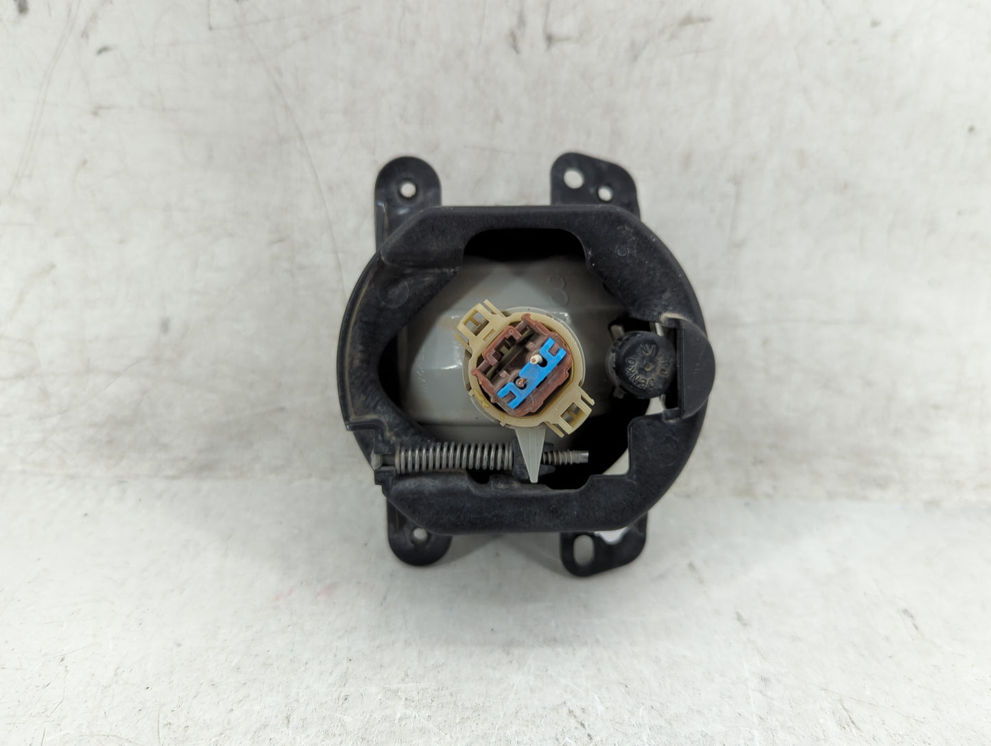 2014-2018 Jeep Cherokee Passenger Right Oem Front Light Lamp - Oemusedautoparts1.com