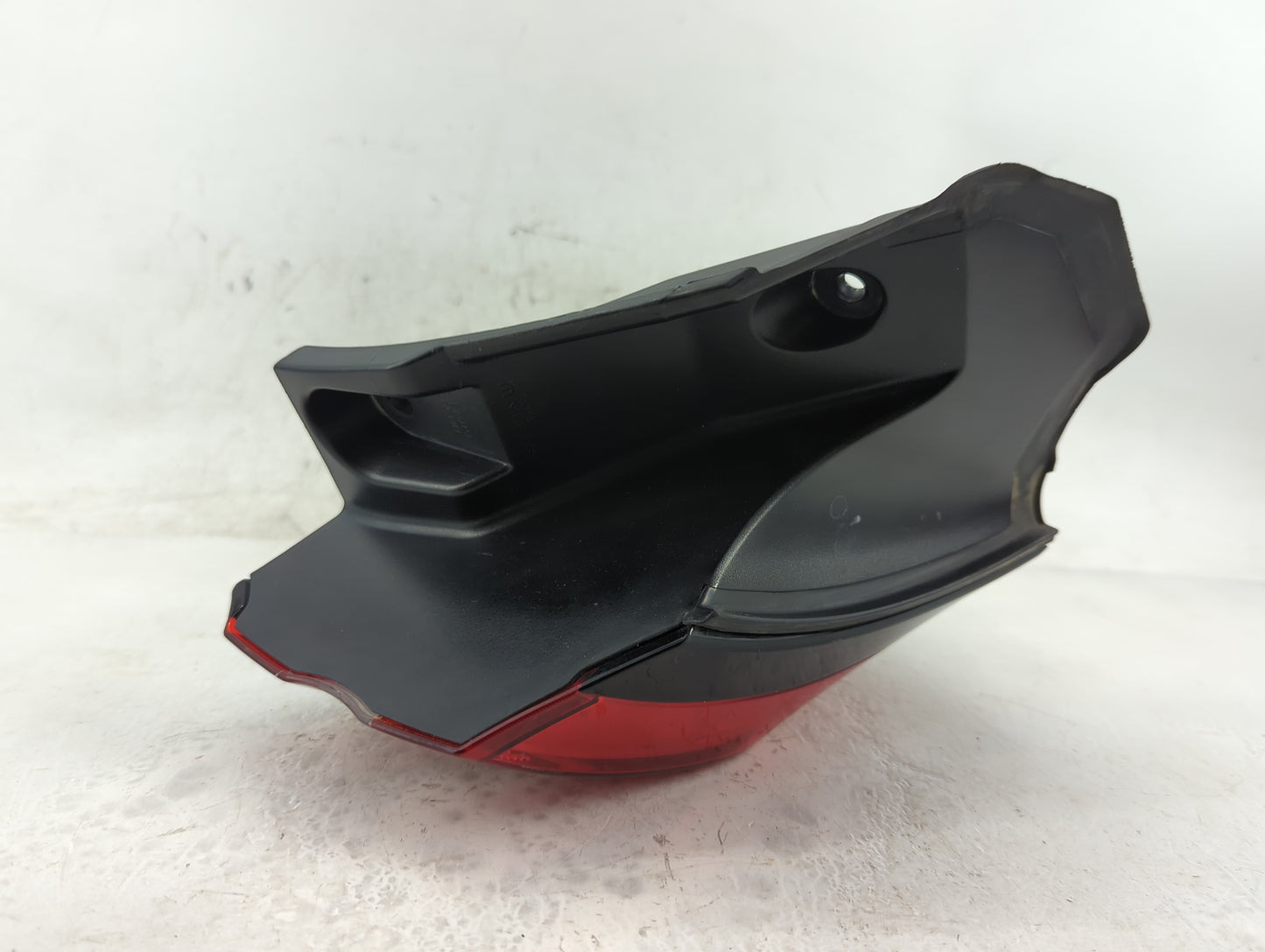 2014-2018 Jeep Cherokee Tail Light Assembly Passenger Right OEM P/N:68102906AE Fits Fits 2014 2015 2016 2017 2018 OEM Used A