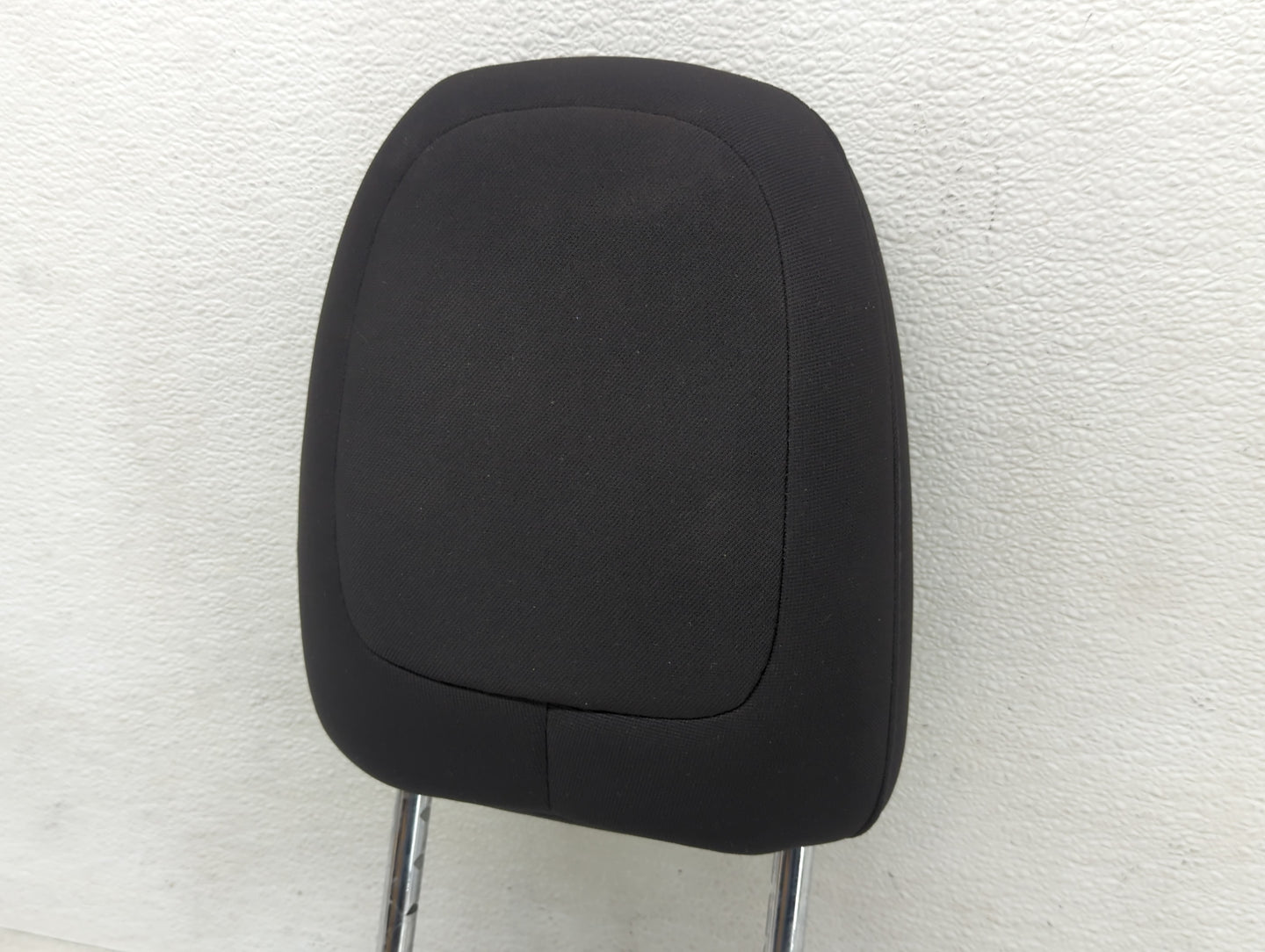 2014 Jeep Cherokee Headrest Head Rest Front Driver Passenger Seat Fits OEM Used Auto Parts - Oemusedautoparts1.com