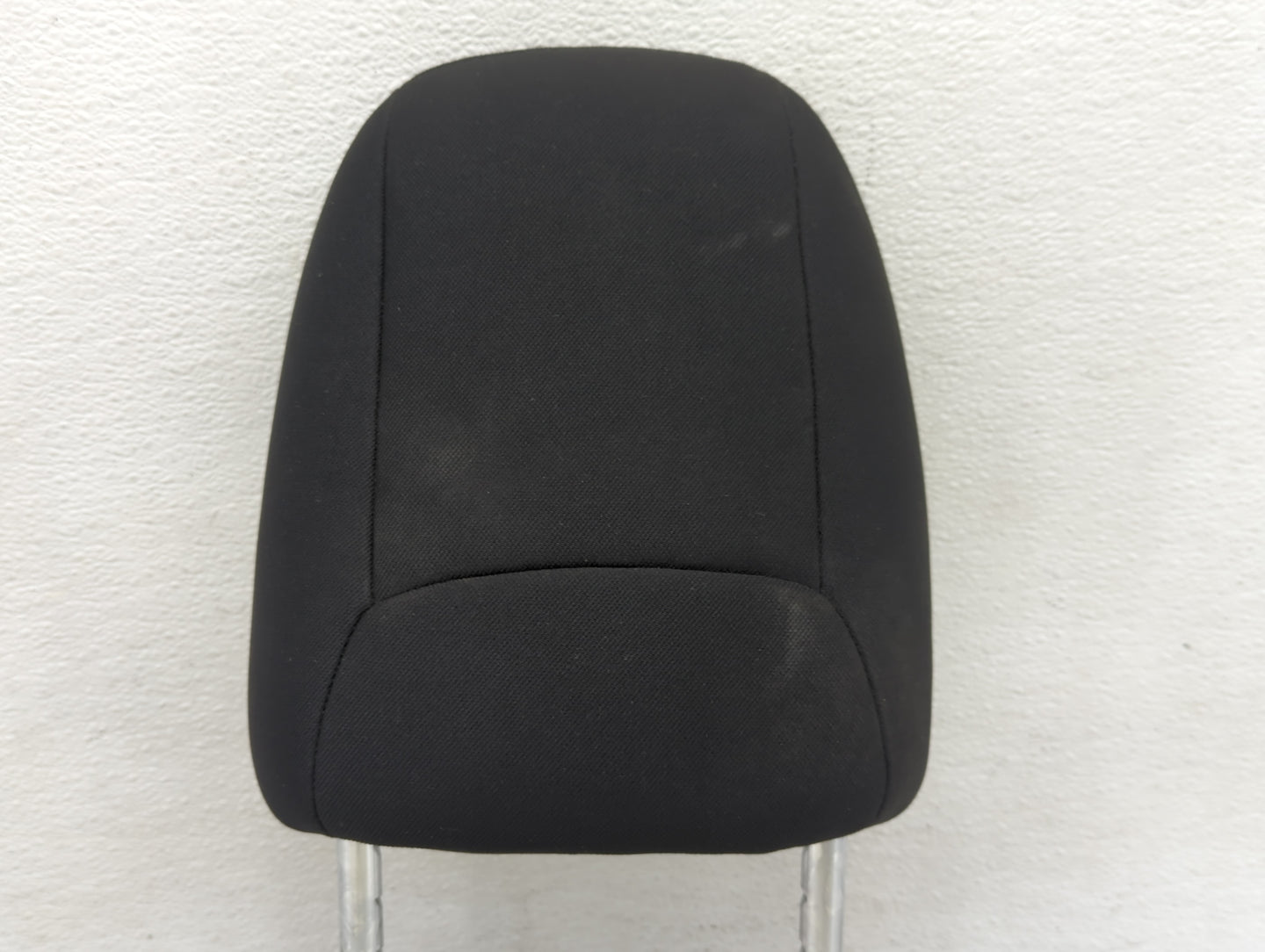 2014 Jeep Cherokee Headrest Head Rest Front Driver Passenger Seat Fits OEM Used Auto Parts - Oemusedautoparts1.com
