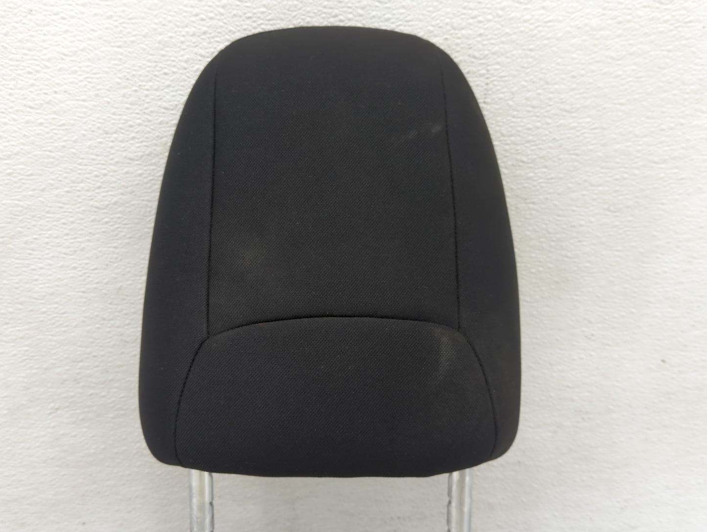 2014 Jeep Cherokee Headrest Head Rest Front Driver Passenger Seat Fits OEM Used Auto Parts - Oemusedautoparts1.com