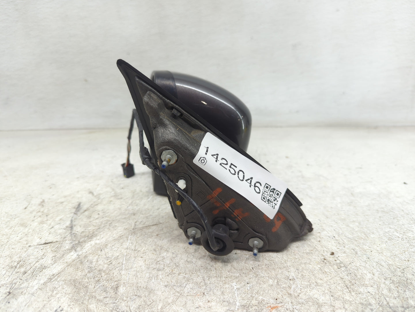 2014-2021 Jeep Cherokee Driver Left Side View Manual Door Mirror - Oemusedautoparts1.com