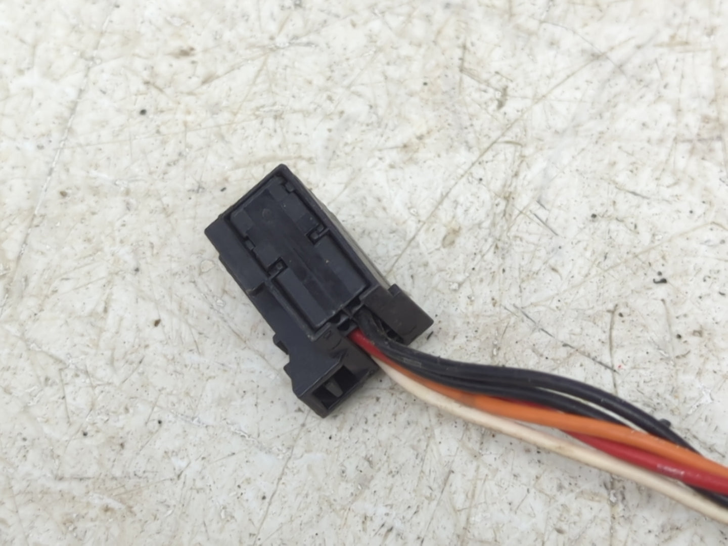 2014-2021 Jeep Cherokee Driver Side View Mirror - Left Door Mirror OEM Used - Oemusedautoparts1.com