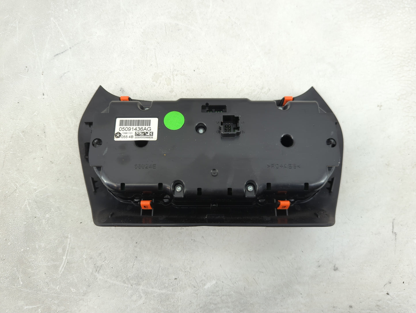 2014 Jeep Cherokee Climate Control Module Temperature AC/Heater Replacement P/N:05091436AG Fits OEM Used Auto Parts - Oemuse