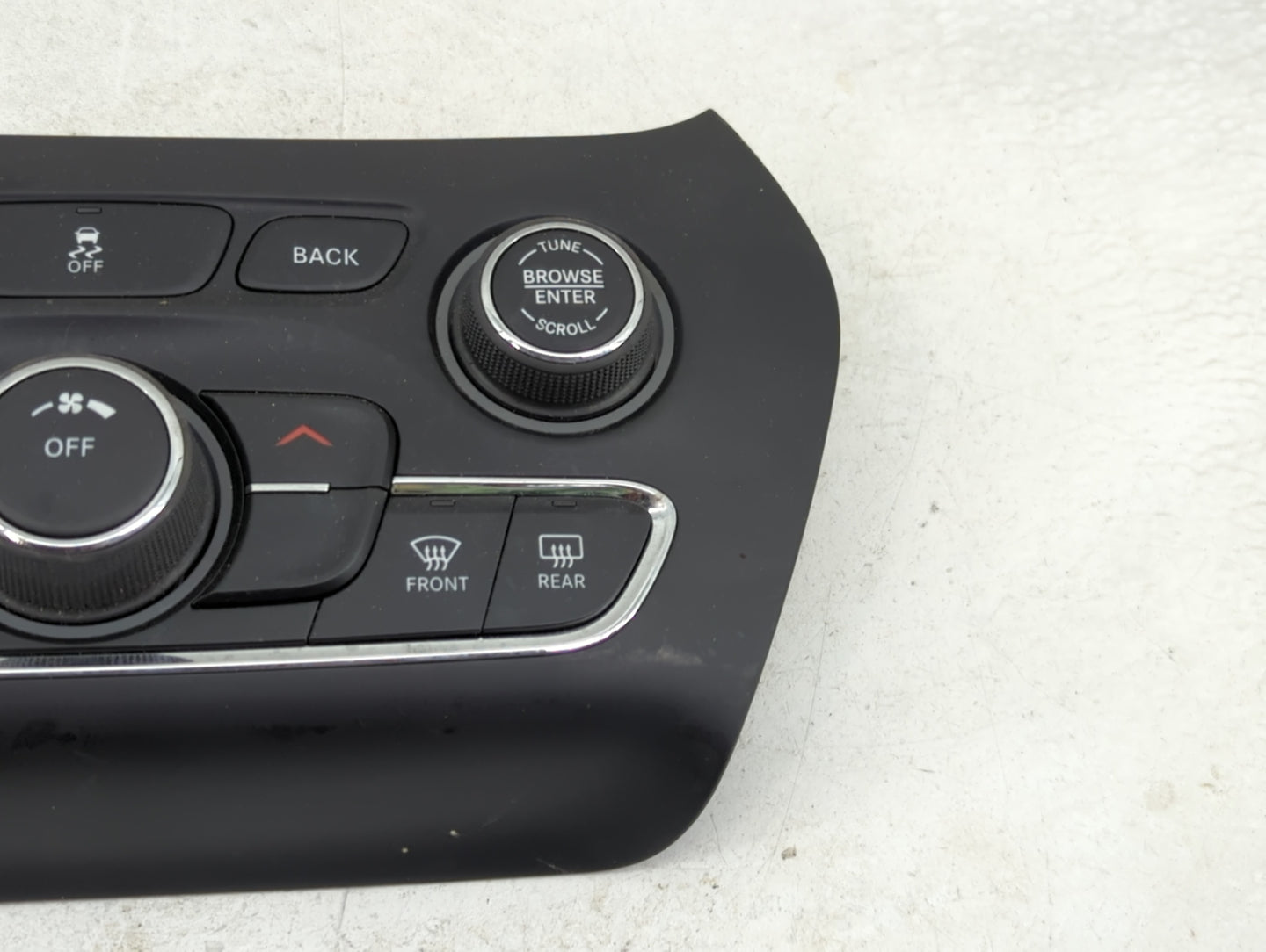 2014 Jeep Cherokee Climate Control Module Temperature AC/Heater Replacement P/N:05091432AG Fits OEM Used Auto Parts - Oemuse
