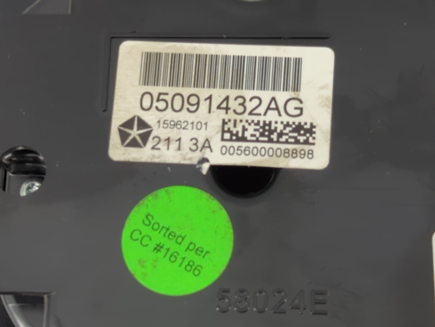2014 Jeep Cherokee Climate Control Module Temperature AC/Heater Replacement P/N:05091432AG Fits OEM Used Auto Parts - Oemuse
