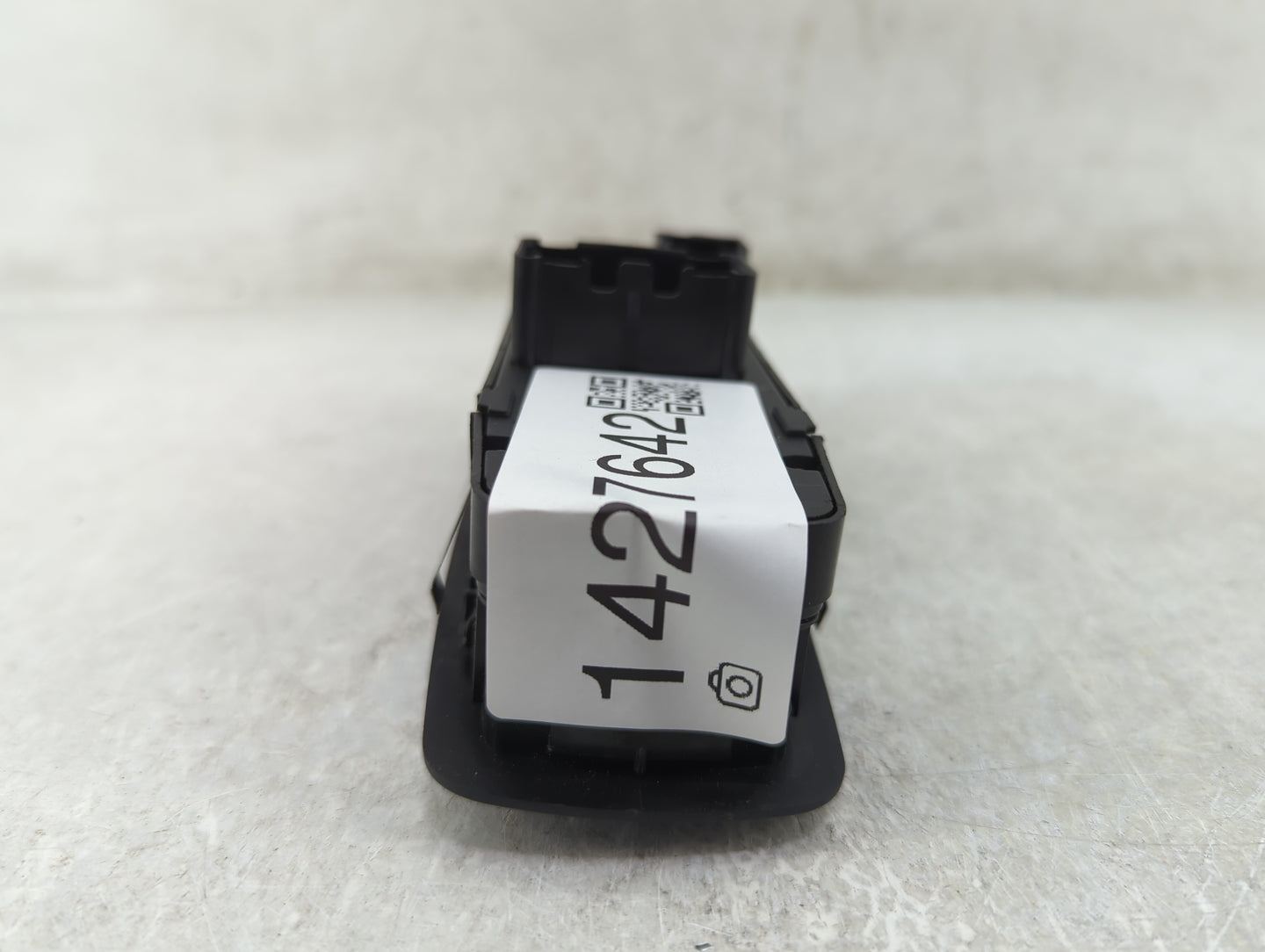 2014 Jeep Cherokee Master Power Window Switch Replacement Driver Side Left P/N:68141894AA Fits OEM Used Auto Parts - Oemused