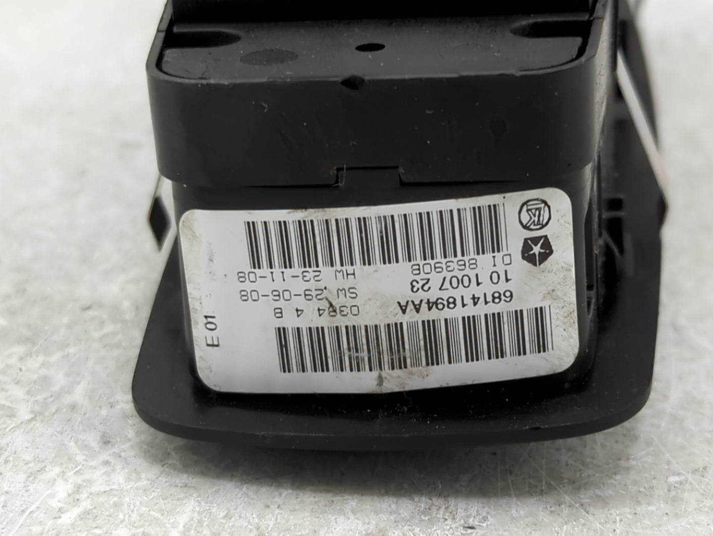 2014 Jeep Cherokee Master Power Window Switch Replacement Driver Side Left P/N:68141894AA Fits OEM Used Auto Parts - Oemused