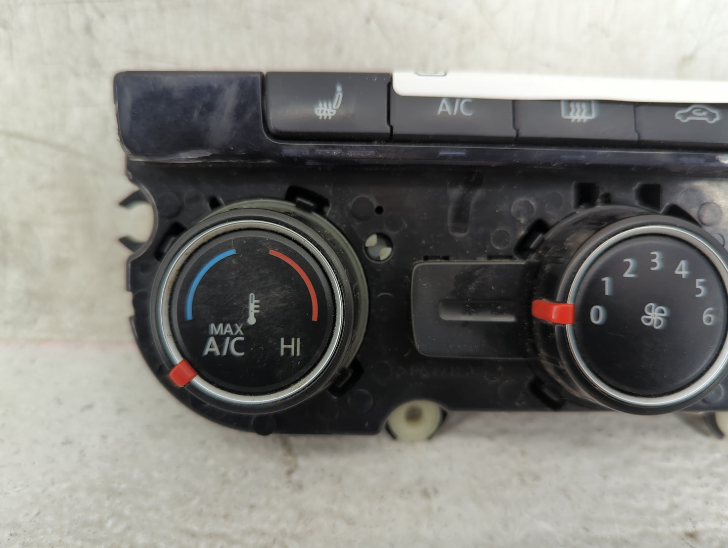 2014 Jeep Cherokee Climate Control Module Temperature AC/Heater Replacement P/N:561907426E 5HB01117709 Fits OEM Used Auto Pa
