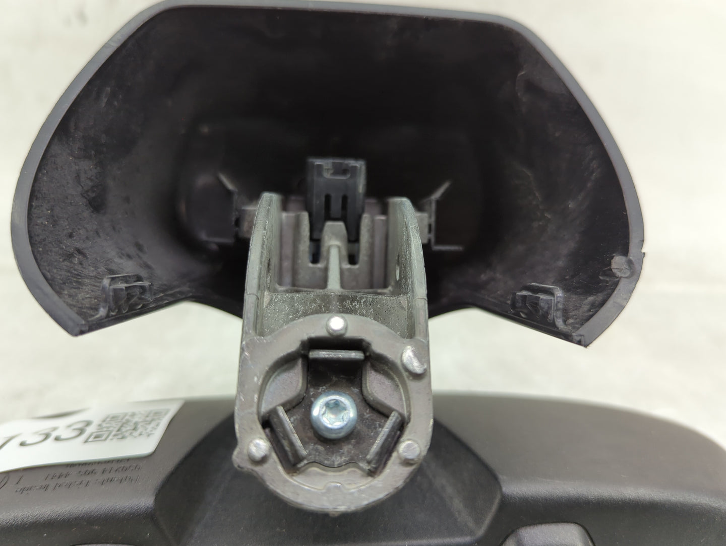 2014 Jeep Cherokee Interior Rear View Mirror Replacement OEM P/N:025005 Fits OEM Used Auto Parts - Oemusedautoparts1.com