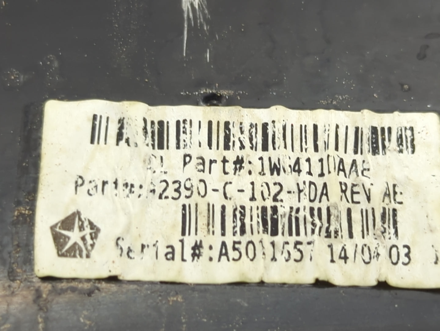 2014 Jeep Cherokee Overhead Roof Console - Oemusedautoparts1.com