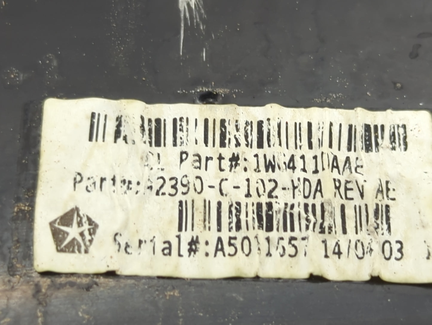 2014 Jeep Cherokee Overhead Roof Console - Oemusedautoparts1.com